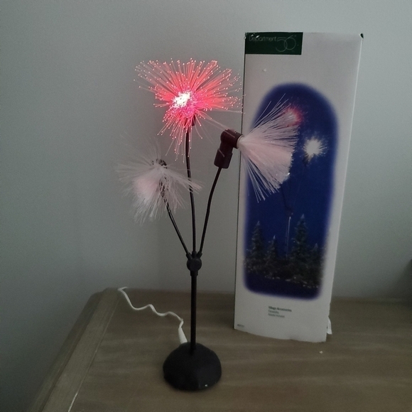 Rare Department 56 Village Accessories Fireworks - Picture 3 of 11